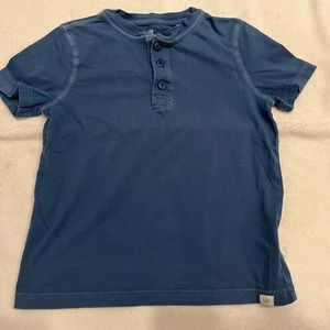Gap boys short sleeve shirt size S